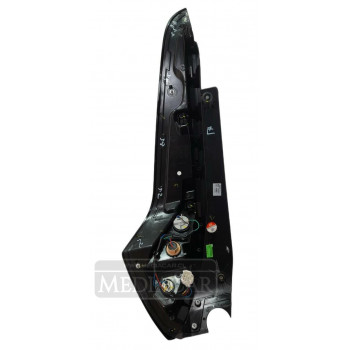 FAROL TRASERO RH MG3