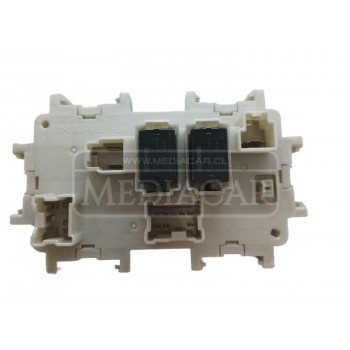 CAJA FUSIBLE INTERIOR