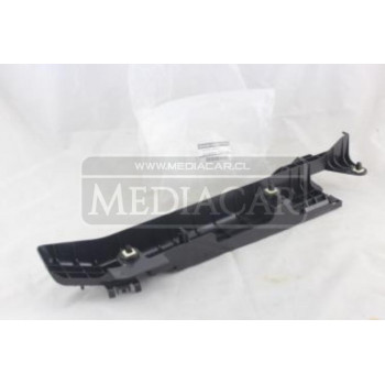 BRACKET RH PARACHOQUE DELANTERO BRACKET RH PARACHOQUE DELANTERO